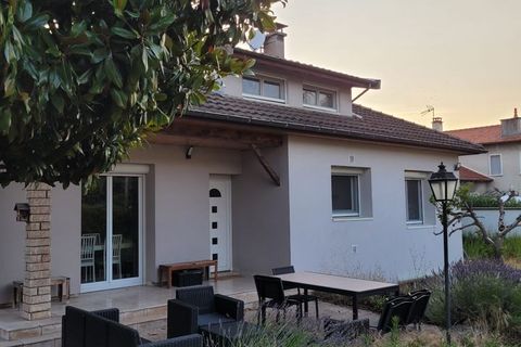 Studio in Bron, Rhone, Bron - € 500/month | Ref: 896848 - photo 2