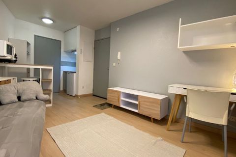 Estudi a Nimes, Gard, Nimes - € 500/mes | Ref: 844879 - foto 3