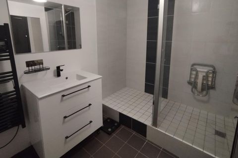 Apartment in Laval, Mayenne, Laval - € 975/month | Ref: 872964 - photo 3