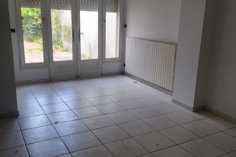 Villa a Libourne, Gironde, Libourne - € 1.331/mes | Ref: 848159 - foto 2