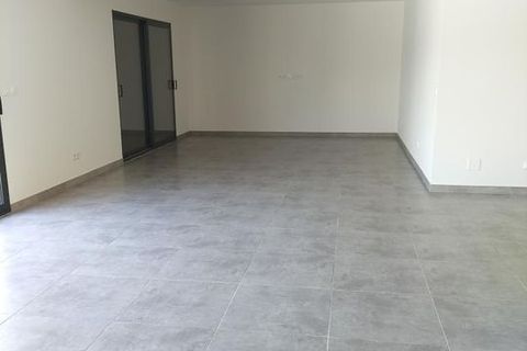 Villa a Rognac, Bouches-du-Rhone, Rognac - € 2.100/mes | Ref: 781741 - foto 4