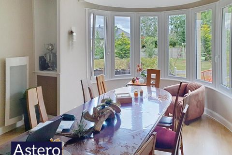 Villa a Loudeac, Cotes-d'Armor, Loudeac - € 374.900 | Ref: getkey_u_539591732 - foto 2