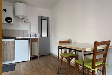 Estudi a Rodez, Aveyron, Rodez - € 300/mes | Ref: 898474 - foto 3