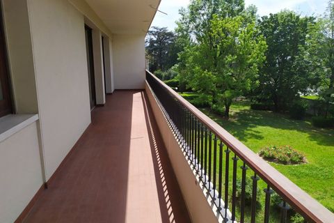 1-Zimmerwohnung in Bron, Rhone, Bron - € 570/Monat | Ref: 839798 - Foto 2