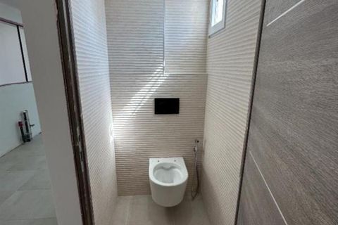 Villa a Dijon, Cote-d'Or, Dijon - € 1.200/mes | Ref: 95824 - foto 3