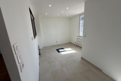 Villa a Dijon, Cote-d'Or, Dijon - € 1.200/mes | Ref: 95824 - foto 5