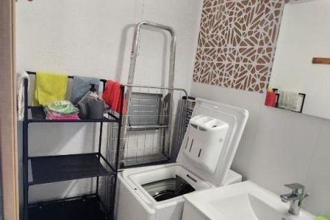 Apartament a Nimes, Gard, Nimes - € 530/mes | Ref: 95821 - foto 3
