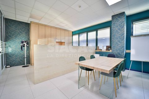 L'establiment comercial a Arcore, Monza and Brianza, Arcore - € 700/mes | Ref: UFF.ARCORE-TS700A - foto 8