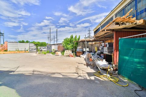 Erhvervsejendom i Monza, Monza and Brianza, Monza - € 200.000 | Ref: CAP.MONZA-TS200V - foto 3