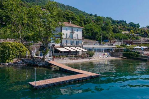 Villa i Verbania, Verbano Cusio Ossola, Verbania - € 3.500.000 | Ref: W-02S7R4-1425093 - foto 1