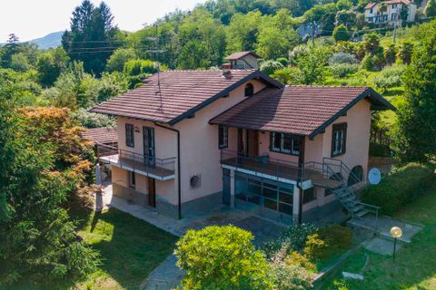 Villa i Nebbiuno, Novara, Nebbiuno - € 450.000 | Ref: W-024TR9-1425137 - foto 17