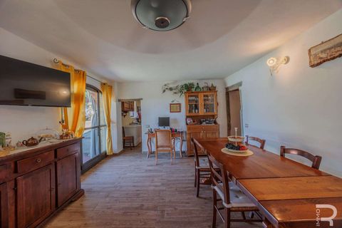 Farm hus i Dicomano, Florence, Dicomano - € 540.000 | Ref: R054759DIRU-1425244 - foto 25