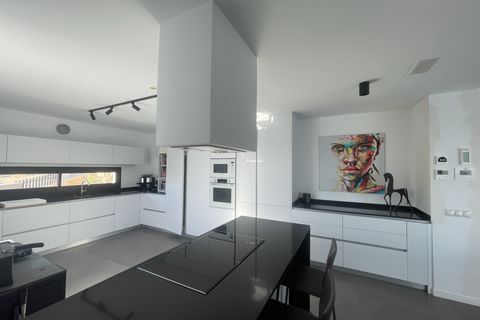 Villa i Finestrat, Alicante, Finestrat - € 1.840.000 | Ref: AK-20010 - foto 15