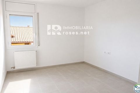 Villa i Empuriabrava, Gerona, Empuriabrava - € 295.000 | Ref: 3877 - foto 10