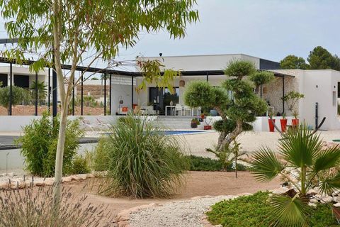 Villa a Pinoso, Alicante, Pinoso - € 679.995 | Ref: ELS9093 - foto 5