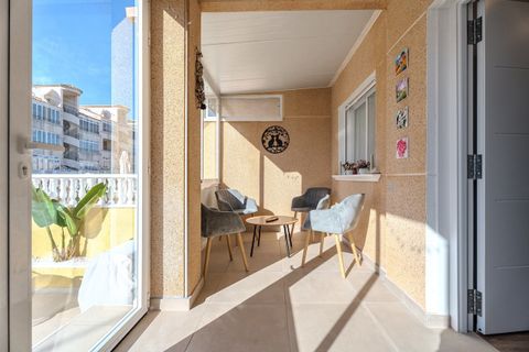 Bungalou a Punta Prima, Alicante, Punta Prima - € 199.000 | Ref: CBE02-317 - foto 5