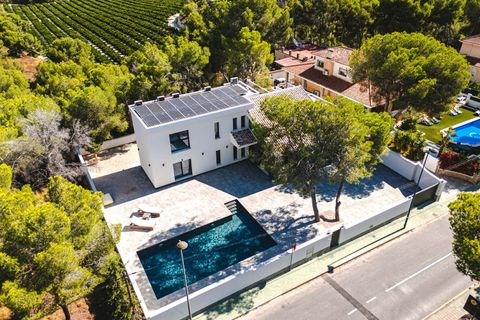 Villa in Pinar De Campoverde, Alicante - foto 2