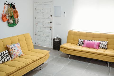 Villa a Torrevieja, Alicante, Torrevieja - € 1.600/mes | Ref: CHA0128 - foto 7