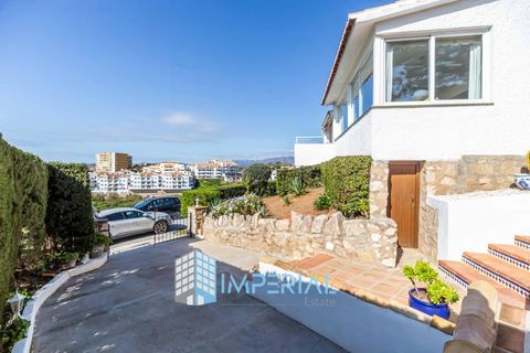 Villa i Fuengirola, Malaga, Fuengirola - € 565.000 | Ref: 010L/6077 - foto 2