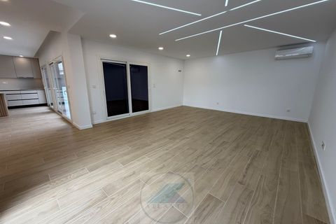 Villa i Quinta do Anjo, Setubal, Quinta do Anjo - € 600.000 | Ref: V4 U 2726 - foto 11