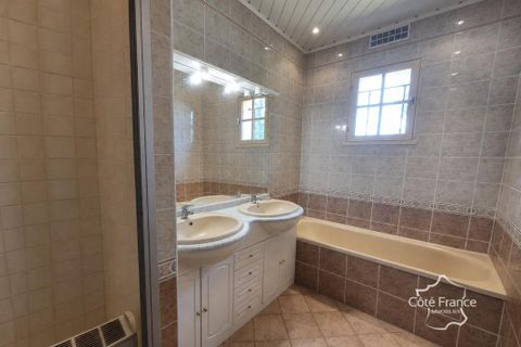 Villa a Cardan, Gironde, Cardan - € 265.000 | Ref: 43_FLCAR-7799 - foto 8
