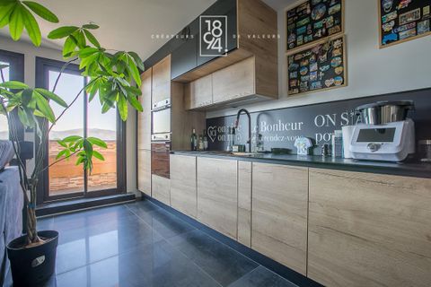 Leilighet i Marseille, Bouches-du-Rhone, Marseille - € 241 500 | Ref: HCRR-VW9-CON - foto 3