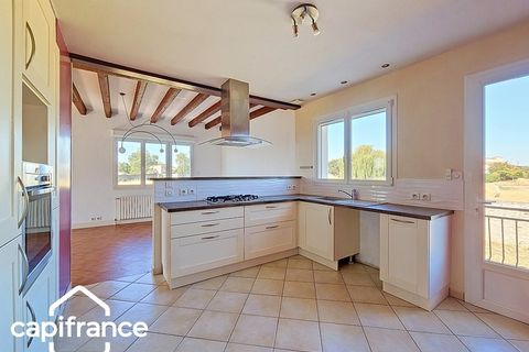 Villa a Saint-Jacques-de-Thouars, Deux-Sevres, Saint-Jacques-de-Thouars - € 179.000 | Ref: 340937695713 - foto 6