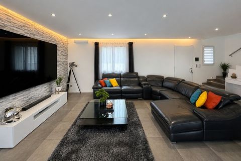 Villa en Jonage, Rhone, Jonage - € 567.000 | Ref: 340934189034 - photo 14