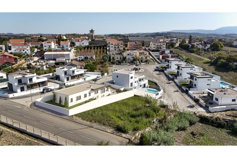 Villa i Cadaval, Lisbon, Cadaval - € 479.000 | Ref: 015/2026.LS - foto 26