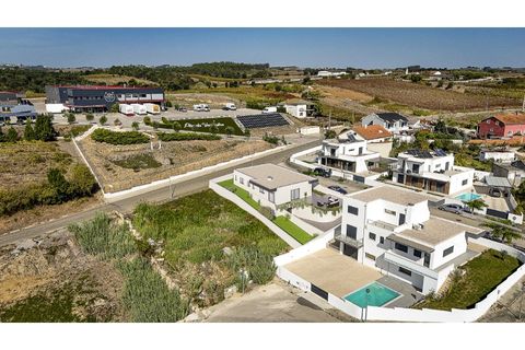 Villa i Cadaval, Lisbon, Cadaval - € 479.000 | Ref: 015/2026.LS - foto 27