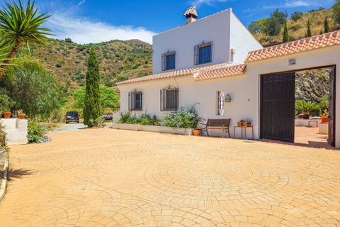 Villa i Velez Malaga, Malaga, Velez Malaga - € 635.000 | Ref: R5437525 - foto 40