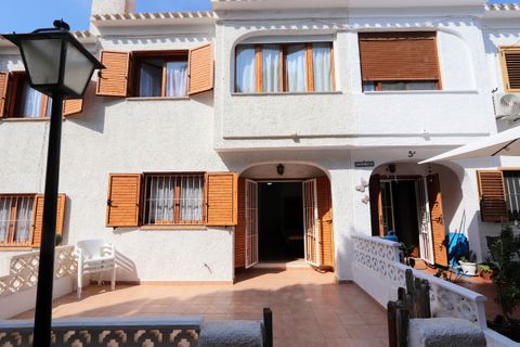 Villa i Playa Flamenca, Alicante, Playa Flamenca - € 289.000 | Ref: R5437381 - foto 1