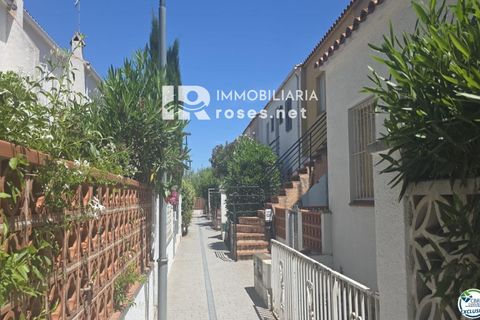 Lejlighed i Empuriabrava, Gerona, Empuriabrava - € 140.000 | Ref: 3884 - foto 24
