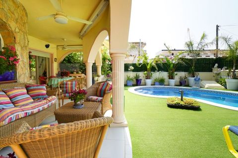 Villa i Empuriabrava, Gerona, Empuriabrava - € 525.000 | Ref: 525 - foto 8
