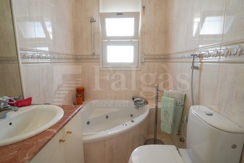 Villa i Empuriabrava, Gerona, Empuriabrava - € 525.000 | Ref: 525 - foto 40