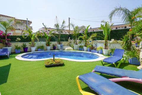 Villa i Empuriabrava, Gerona, Empuriabrava - € 525.000 | Ref: 525 - foto 45