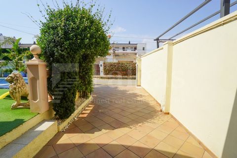 Villa i Empuriabrava, Gerona, Empuriabrava - € 525.000 | Ref: 525 - foto 47