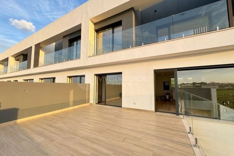 Villa i Costa da Caparica, Setubal, Costa da Caparica - € 690.000 | Ref: PF-812.1 - foto 2