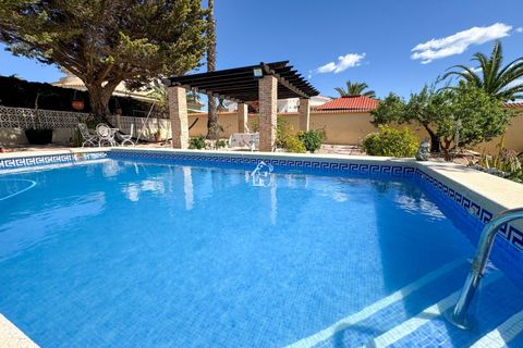 Villa a Ciudad Quesada, Alicante, Ciudad Quesada - € 2.300/mes | Ref: CHA0067 - foto 4