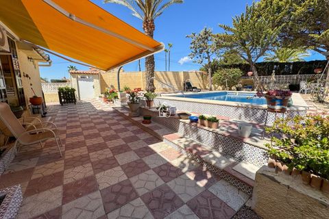 Villa a Ciudad Quesada, Alicante, Ciudad Quesada - € 2.300/mes | Ref: CHA0067 - foto 8