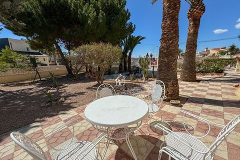 Villa a Ciudad Quesada, Alicante, Ciudad Quesada - € 2.300/mes | Ref: CHA0067 - foto 15