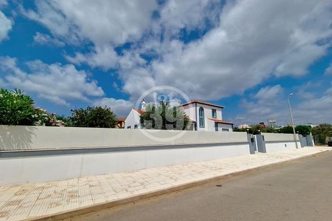 Villa in Quelfes, Faro, Quelfes - € 860.000 | Ref: V4-011 - foto 41