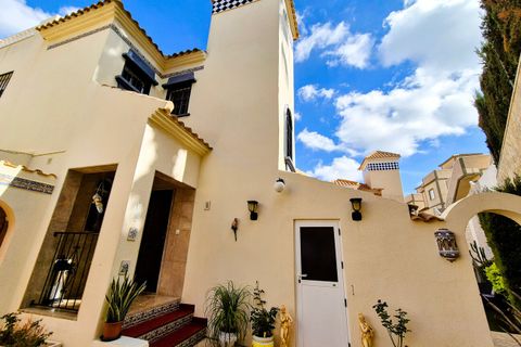 Villa i Orihuela, Alicante, Orihuela - € 269.900 | Ref: MLS72557R - foto 7