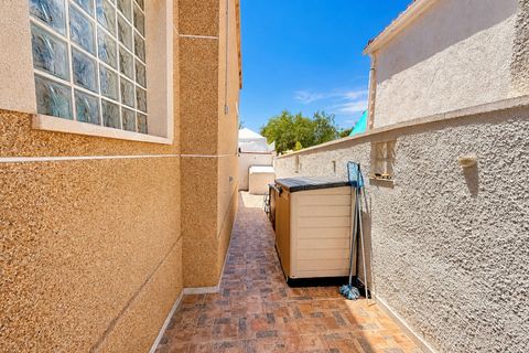 Villa i La Marina, Alicante, La Marina - € 255.000 | Ref: NP:893 - foto 25