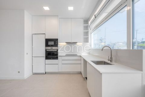 Erhvervsejendom i Mozelos, Aveiro, Mozelos - € 275.000 | Ref: ZMPT591043 - foto 4