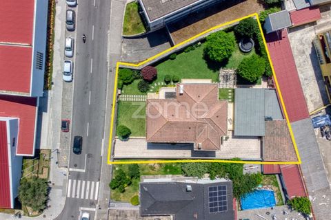 Villa em Oliveira do Douro, Porto, Oliveira do Douro - € 950.000 | Ref: ZMPT590237 - foto 3