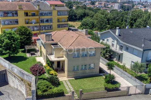 Villa em Oliveira do Douro, Porto, Oliveira do Douro - € 950.000 | Ref: ZMPT590237 - foto 4