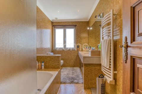 Villa em Oliveira do Douro, Porto, Oliveira do Douro - € 950.000 | Ref: ZMPT590237 - foto 11