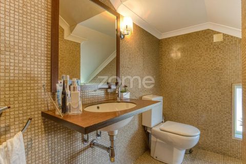 Villa em Oliveira do Douro, Porto, Oliveira do Douro - € 950.000 | Ref: ZMPT590237 - foto 23