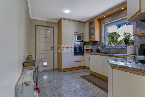 Villa em Oliveira do Douro, Porto, Oliveira do Douro - € 950.000 | Ref: ZMPT590237 - foto 25